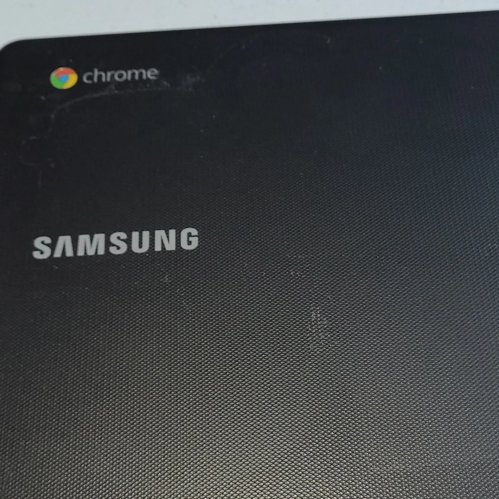 Samsung XE500C13 in Classic Black